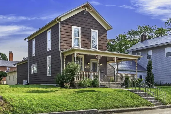 211 W South ST, Bluffton, IN 46714-2536