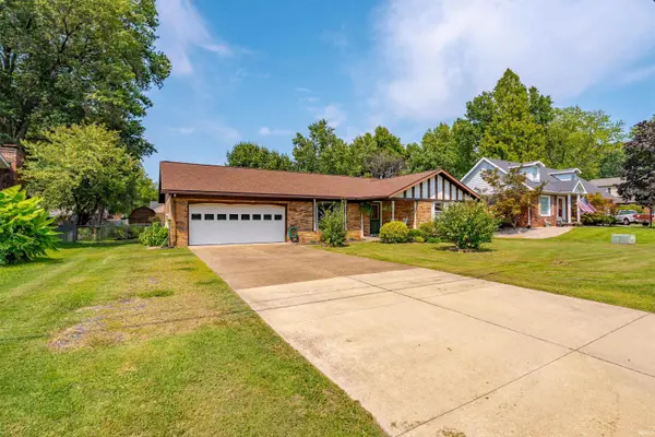 8388 Outer Lincoln AVE, Newburgh, IN 47630