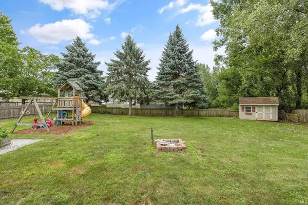 25726 Hunt TRL, South Bend, IN 46628
