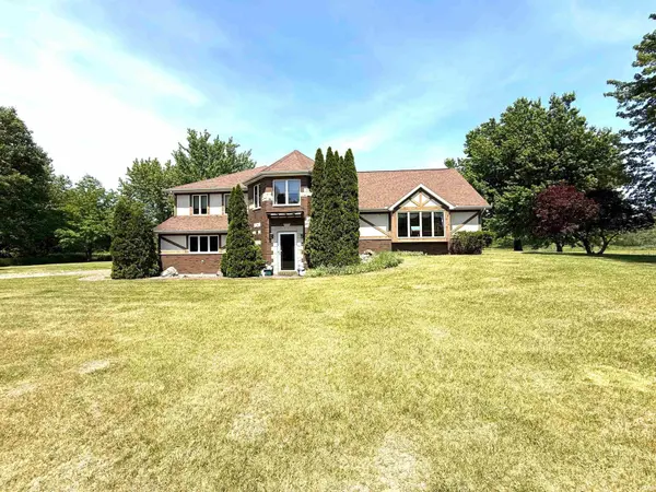 18568 6Th #2 RD, Plymouth, IN 46563-8835