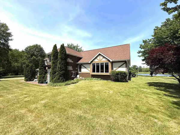 18568 6Th #2 RD, Plymouth, IN 46563-8835