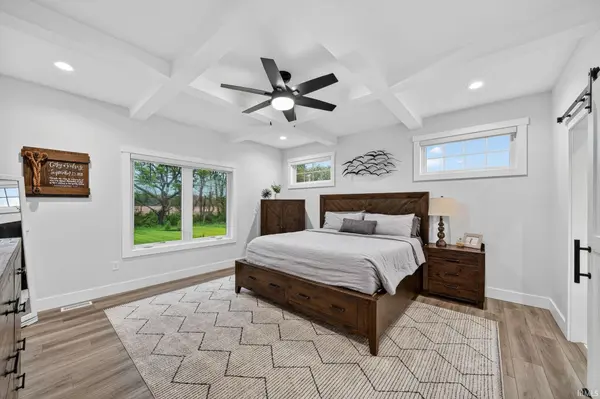 15111 Gossamer TRL, Granger, IN 46530-1467