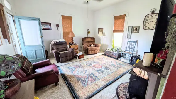 225 S Gibson ST, Princeton, IN 47670