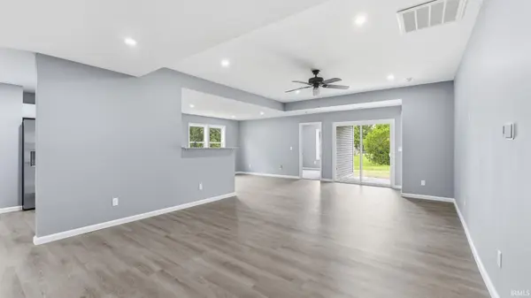 4415 Wayne TRCE, Fort Wayne, IN 46806