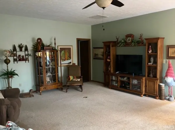 1501 Pine Ridge CT, Elkhart, IN 46514