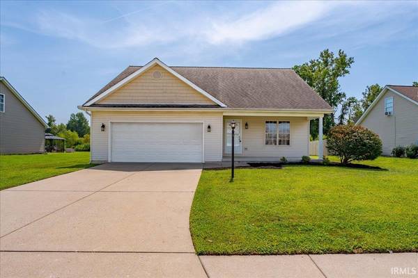 1888 St Lucia DR, Newburgh, IN 47630