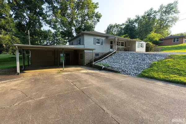 520 Center ST, Rockport, IN 47635
