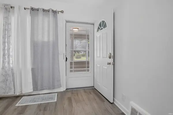 1338 Obrien ST, South Bend, IN 46628