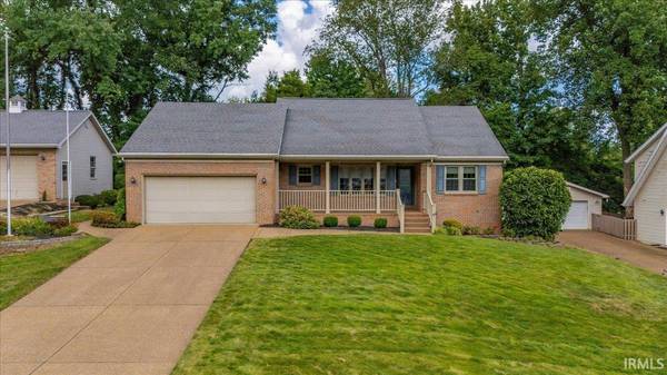 5666 Cherry Hill DR, Newburgh, IN 47630