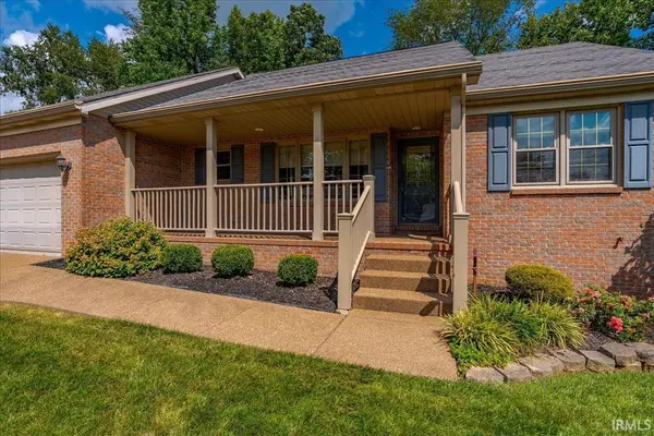 5666 Cherry Hill DR, Newburgh, IN 47630
