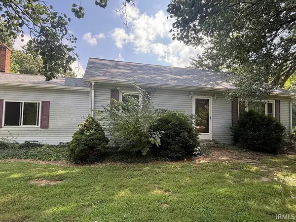 3374 E State Road 64 HWY, Winslow, IN 47598