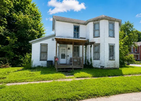 327 W 9th ST, Connersville, IN 47331