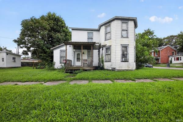 327 W 9th ST, Connersville, IN 47331
