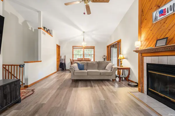 52979 Red Fox TRL, South Bend, IN 46628