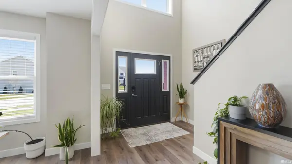 1467 Arthur Heights DR, Fort Wayne, IN 46818-9289
