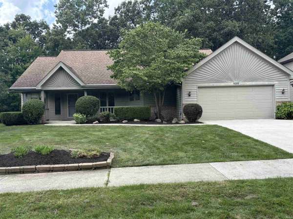 8209 Summerset PL, Fort Wayne, IN 46825