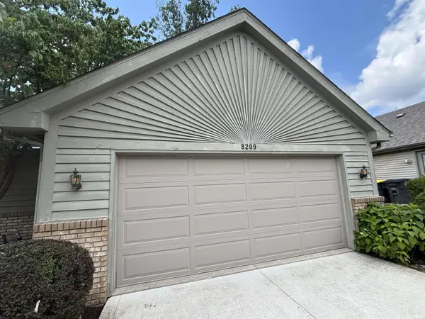 8209 Summerset PL, Fort Wayne, IN 46825