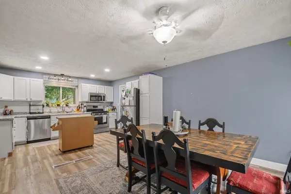 1127 S Parkway ST, South Bend, IN 46619
