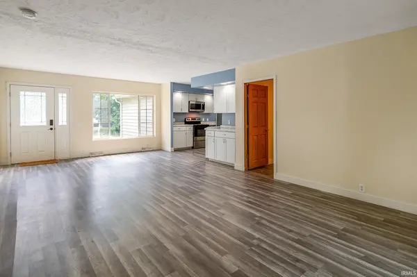 4222 W Curry CT, Bloomington, IN 47403-2700