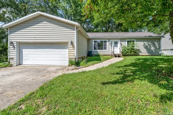 4222 W Curry CT, Bloomington, IN 47403-2700