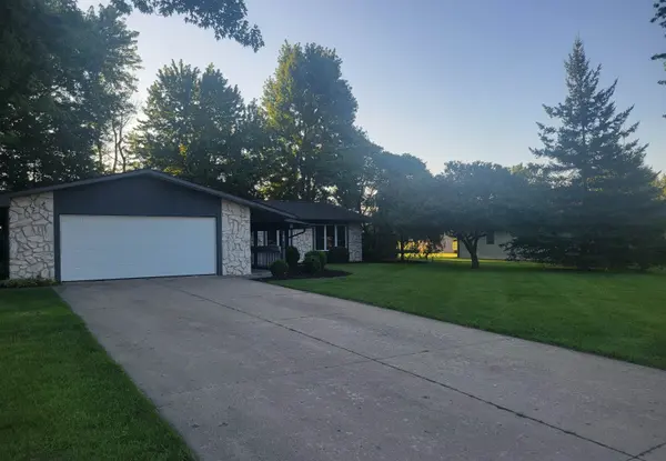 700 Pine Run ***, Angola, IN 46703