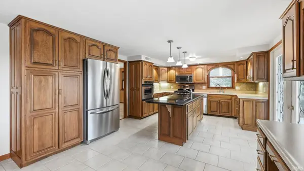 7540 Westerlin DR, Woodburn, IN 46797