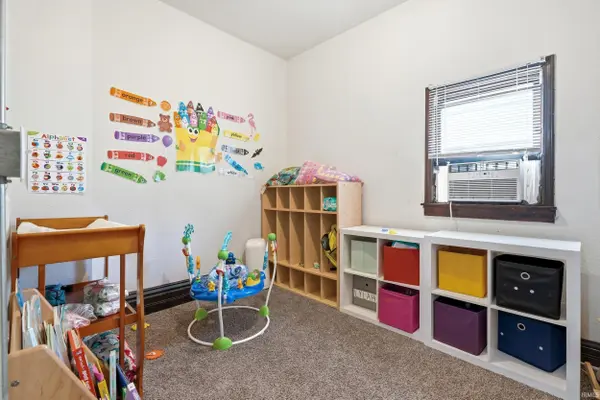 1414 Lillie ST, Fort Wayne, IN 46803-2162