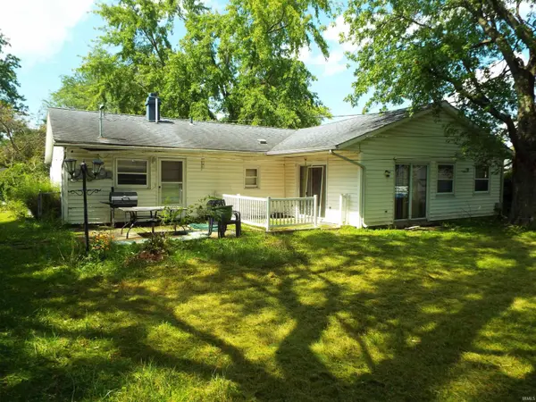 7619 Kingsway DR, Fort Wayne, IN 46819
