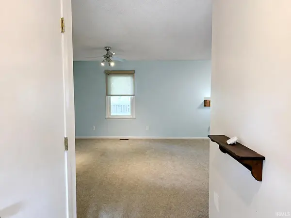 1300 N Byrd ST, Mount Vernon, IN 47620
