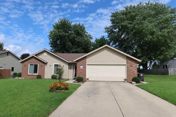 7828 Ridgeside LN, Fort Wayne, IN 46835