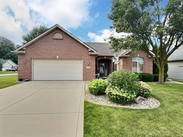 3643 Westport DR, New Haven, IN 46774