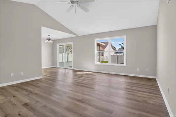1814 Rambling Rose LN, Mishawaka, IN 46544-5888