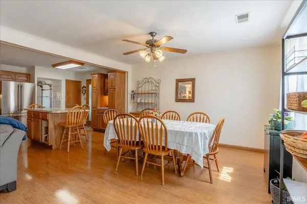 712 Lexington RD, Evansville, IN 47710