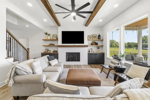 610 Sandringham PASS, Fort Wayne, IN 46845-4534