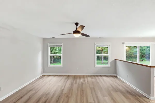 2703 Painted Desert RUN, Fort Wayne, IN 46808-3561