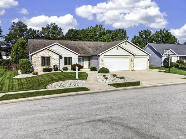 17705 Juniper LN, Leo, IN 46765