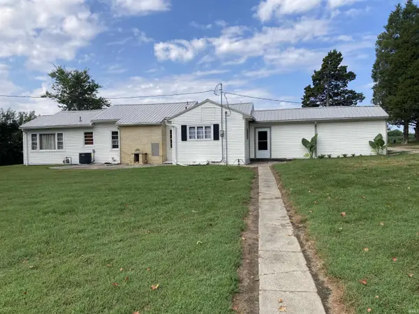 2052 N State Road 61 RD, Petersburg, IN 47567