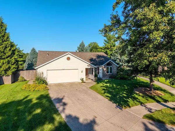 1529 Faulkner CT, Fort Wayne, IN 46815
