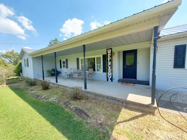 2940 E 550 S. ***, Huntingburg, IN 47542