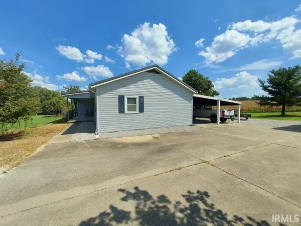 2940 E 550 S. ***, Huntingburg, IN 47542