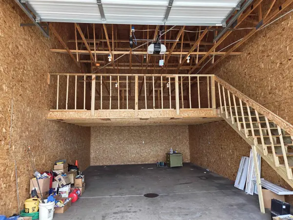 10208 N STATE ROAD 13 #10 ***, Syracuse, IN 46567