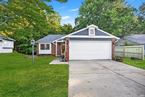 3824 W woodmere WAY, Bloomington, IN 47403