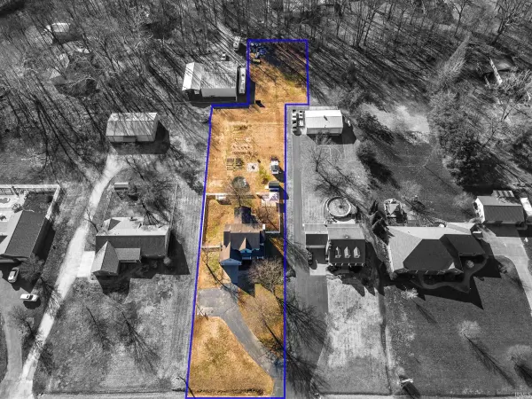 5689 Sharon RD, Newburgh, IN 47630
