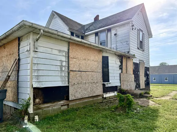 321 W 22Nd ST, Anderson, IN 46016-4212