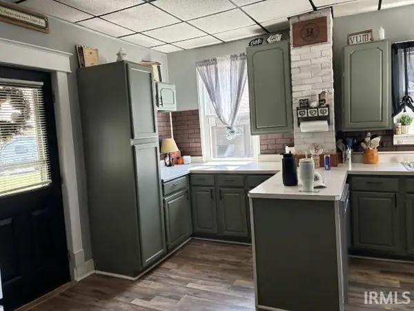 153 W 300 S RD, Washington, IN 47501