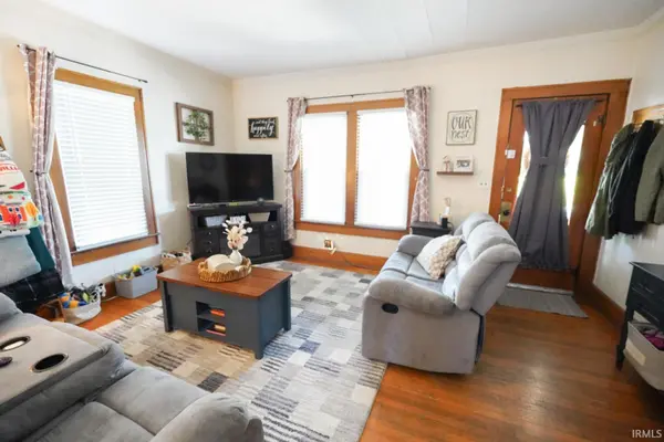 1423 Jackson ST, Jasper, IN 47546