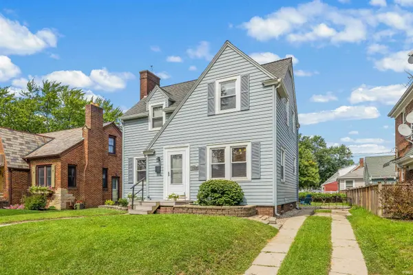 1706 Clover LN, Fort Wayne, IN 46808