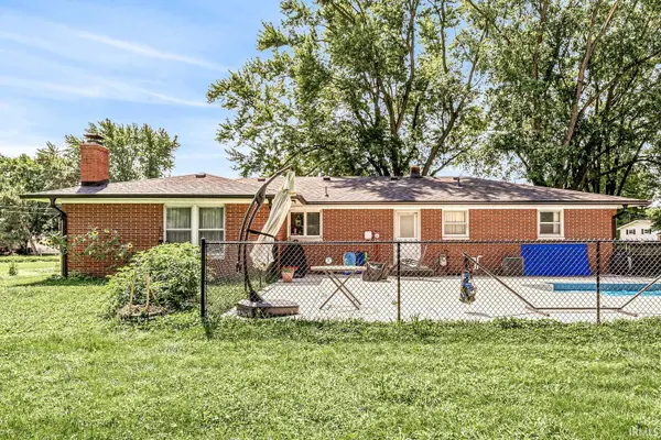 26067 Walnut VLY, Elkhart, IN 46517-2229