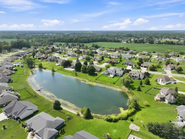 306 Hunters Ridge ST, Auburn, IN 46706