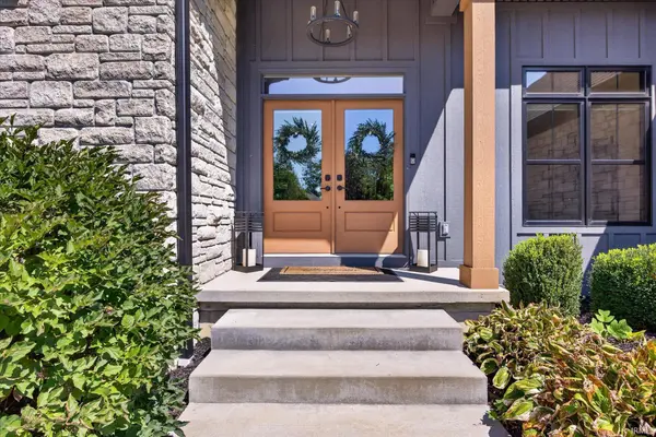 6060 W Corral Way DR, Bloomington, IN 47403-8208